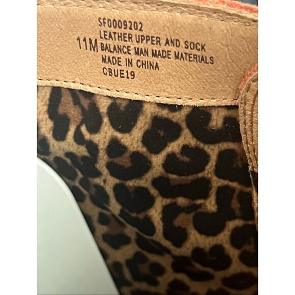 Sofft Sharnell II waterproof suede knee-high boot in russet brown sz 11 - Picture 8 of 8